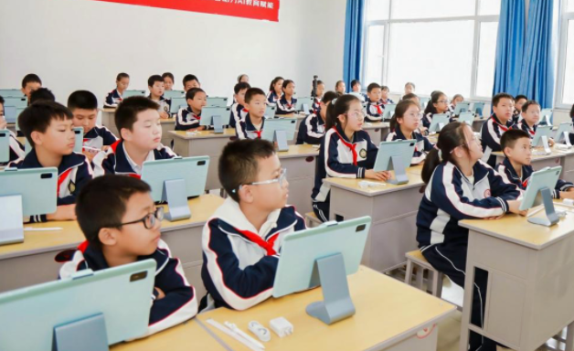 校园建设智慧讲堂构建在线课程共享及虚拟实验实训等方面深化对接 校园建设智慧讲堂构建在线课程共享及虚拟实验实训等方面深化对接